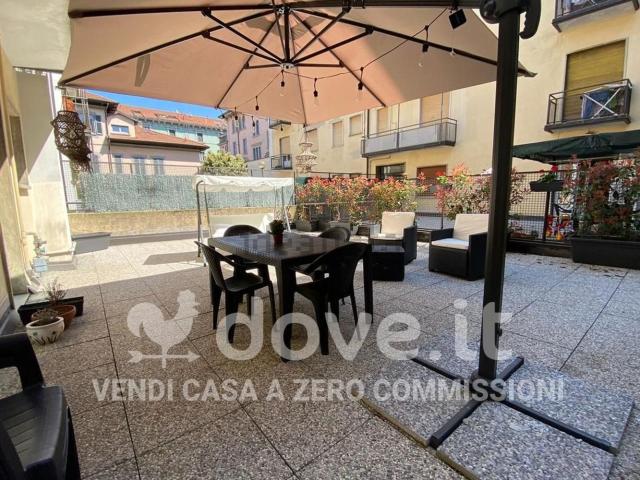 Appartamento in vendita di 70 m² in Via delle Medaglie D&apos Oro, 31
