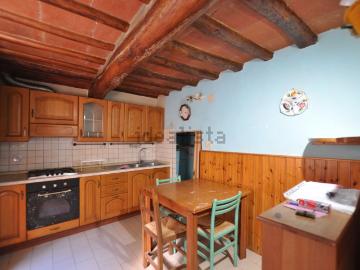 Appartamento in vendita di 70 m² in Via di Mezzomonte, 1
