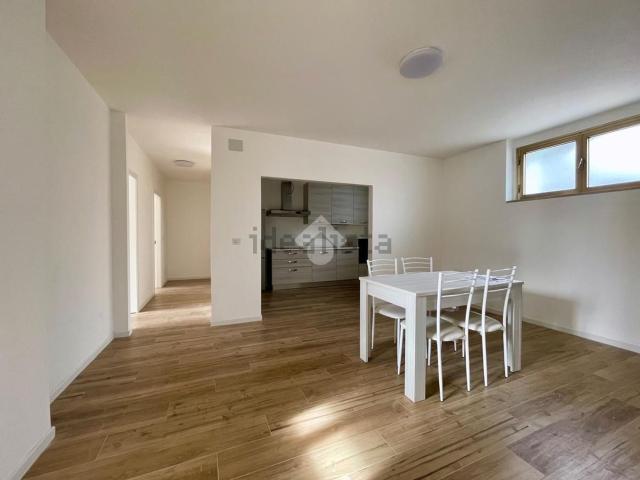 Appartamento in vendita di 70 m² in Via Dolegnano di Sopra, 8