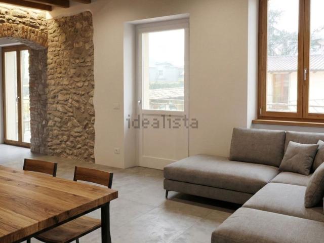 Appartamento in vendita di 70 m² in Via Duca D&apos Aosta