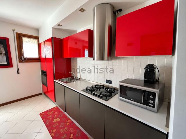 Appartamento in vendita di 70 m² in Via E. Parolini