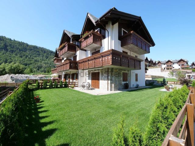 Appartamento in vendita di 70 m² in Via Europa, 107