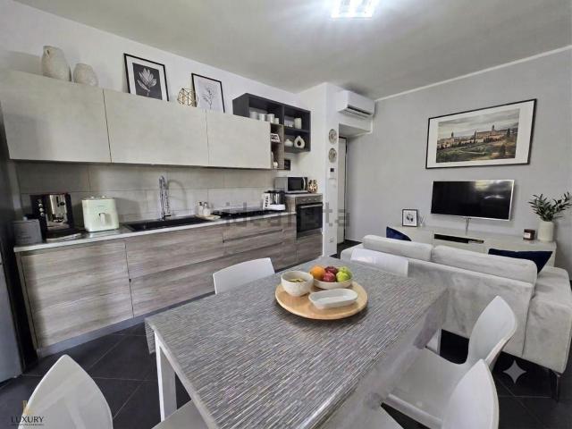 Appartamento in vendita di 70 m² in Via Fratelli Bandiera, 7
