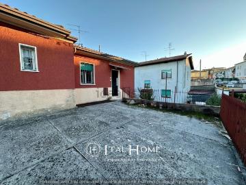 Appartamento in vendita di 70 m² in Via Gardesane