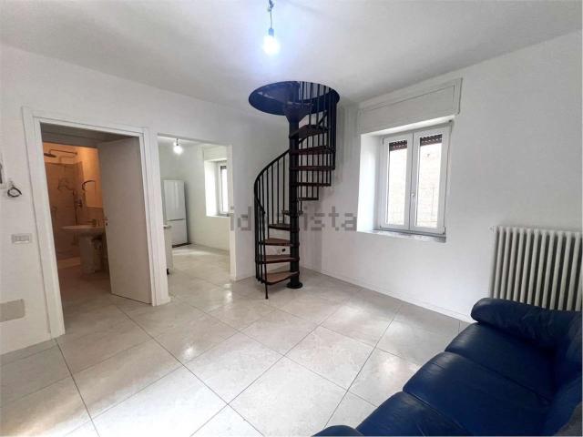 Appartamento in vendita di 70 m² in Via Ghidini