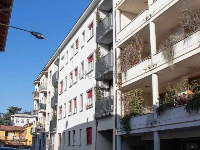 Appartamento in vendita di 70 m² in Via Giovanni Bonvicino, 11