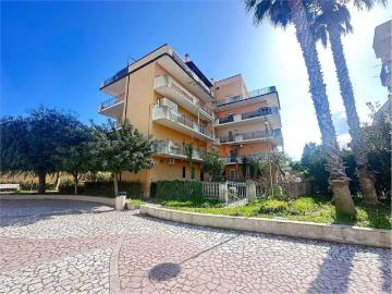 Appartamento in vendita di 70 m² in Viale Cassiodoro