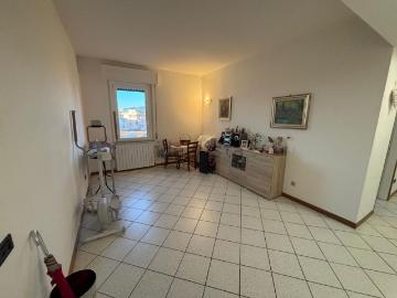 Appartamento in vendita di 70 m² in Via Giambattista Pergolesi, 3