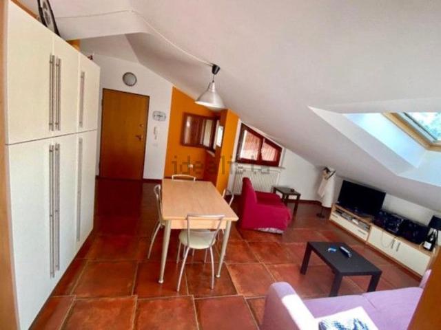 Appartamento in vendita di 70 m² in Via Giulia Piccolomini Cicarelli, 93