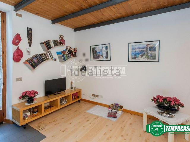 Appartamento in vendita di 70 m² in Via L. Pomini, 1