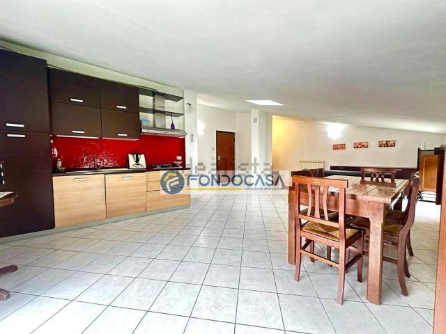 Appartamento in vendita di 70 m² in Via Lago