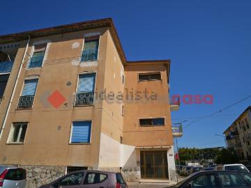 Appartamento in vendita di 70 m² in Via Martiri d&apos Ungheria, 102