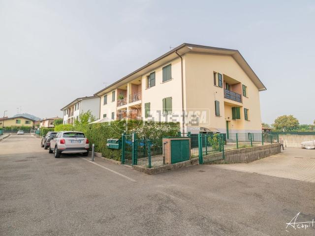 Appartamento in vendita di 70 m² in Via Matilde di Canossa, 36