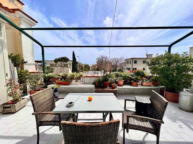 Appartamento in vendita di 70 m² in Via Miliscola