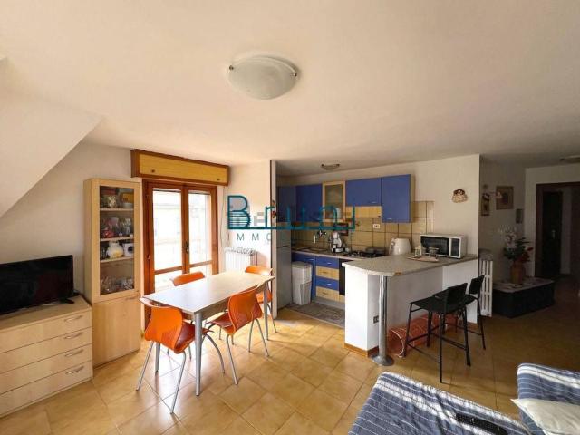 Appartamento in vendita di 70 m² in Via Miramare
