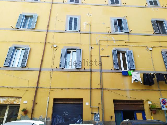 Appartamento in vendita di 70 m² in Via Monte Grappa, 1
