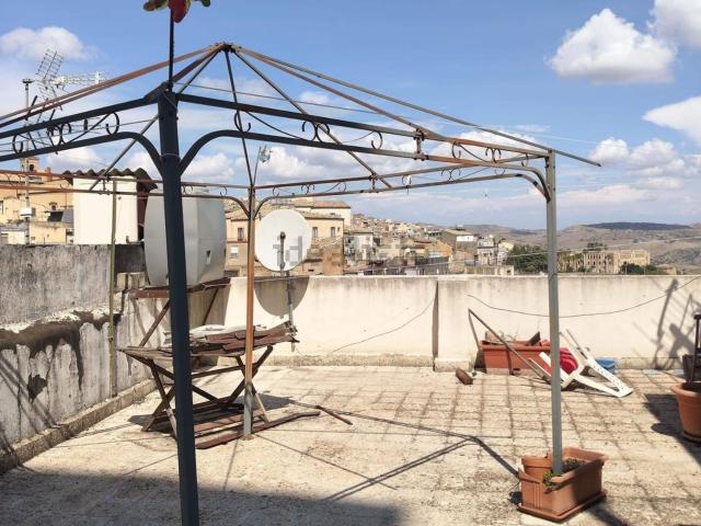 Appartamento in vendita di 70 m² in Via Montemagno, 25