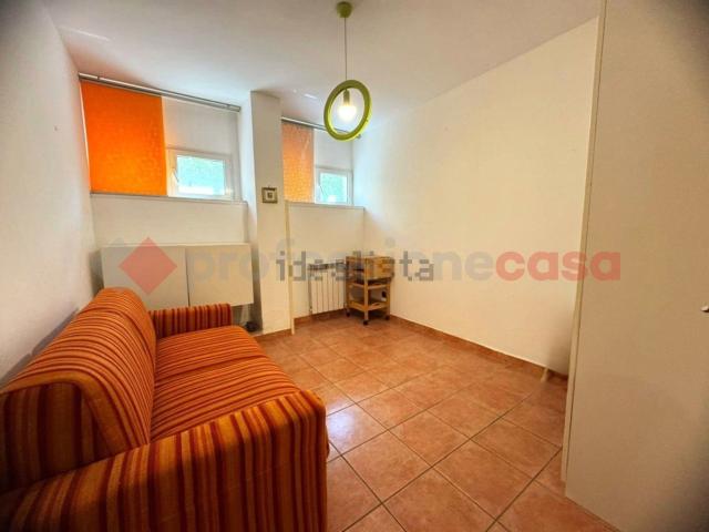 Appartamento in vendita di 70 m² in Via Montebello, 160