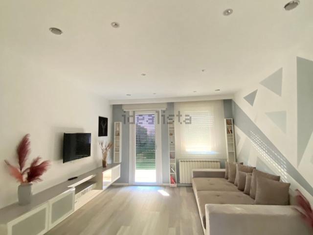 Appartamento in vendita di 70 m² in Via Oslavia
