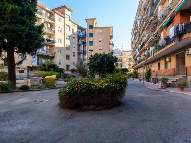 Appartamento in vendita di 70 m² in Via Paolo della Valle, 93