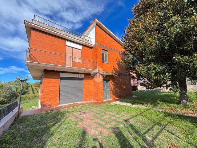 Appartamento in vendita di 70 m² in Via Pompeo, 12