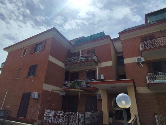Appartamento in vendita di 70 m² in Via Pontina, 21