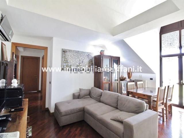 Appartamento in vendita di 70 m² in Via Sempione, 258