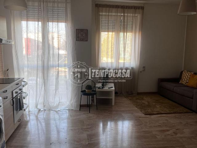 Appartamento in vendita di 70 m² in Via Sporting Mirasole