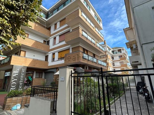 Appartamento in vendita di 70 m² in Viale Nettuno