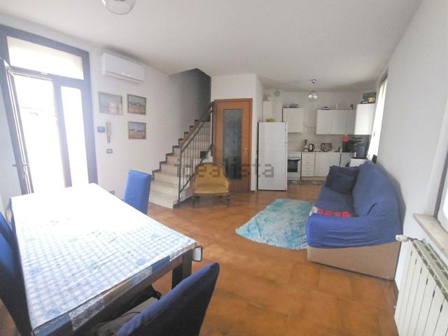 Appartamento in vendita di 70 m² in Viale Trento e Trieste, 63
