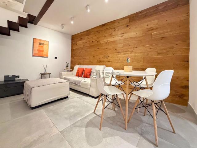 Appartamento in vendita di 71 m² in Borgo Santa Croce, 6