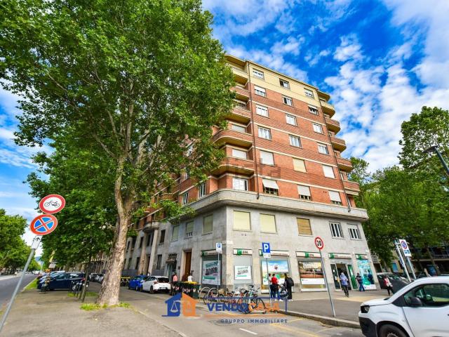 Appartamento in vendita di 71 m² in Corso Francia, 149