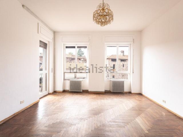 Appartamento in vendita di 71 m² in Via Aurelio Godi, 15