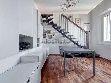 Appartamento in vendita di 71 m² in Via Canonica
