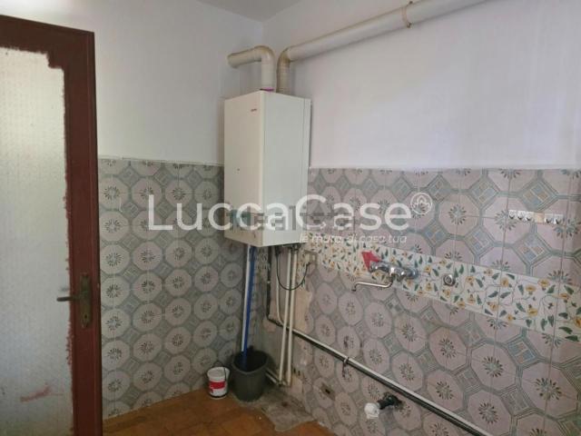 Appartamento in vendita di 71 m² in Via delle Barbate, 55041