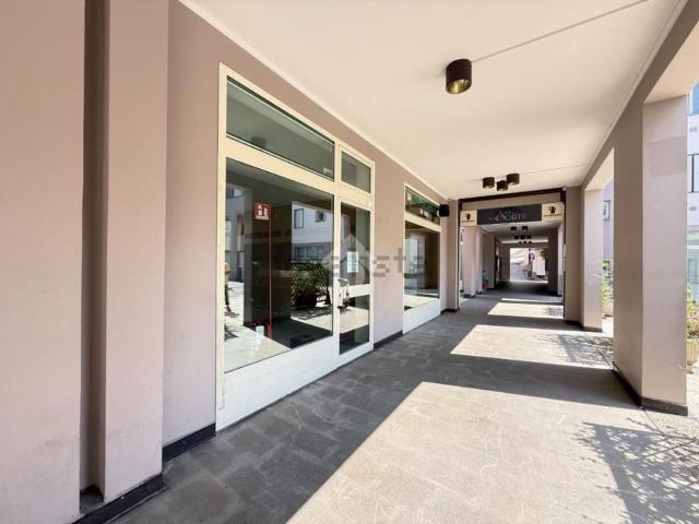 Appartamento in vendita di 71 m² in Via Divisione Julia, 11