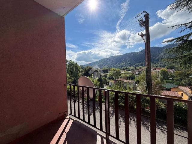 Appartamento in vendita di 71 m² in Via Don Luigi Locatelli, 12