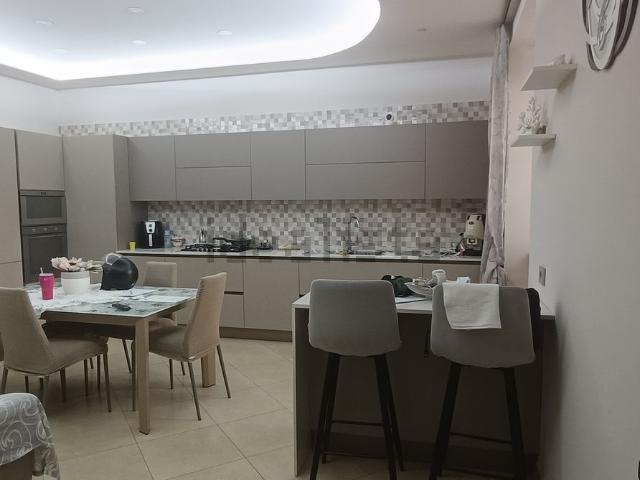 Appartamento in vendita di 71 m² in Via Fratelli Rosselli