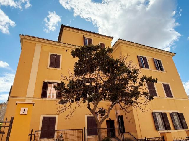 Appartamento in vendita di 71 m² in Via Giampaolo della Chiesa, 7