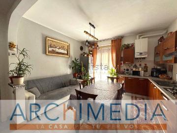 Appartamento in vendita di 71 m² in Via Martiri Patrioti, 19
