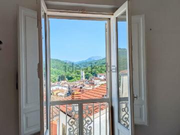 Appartamento in vendita di 71 m² in Via Nicola Falcone, 43