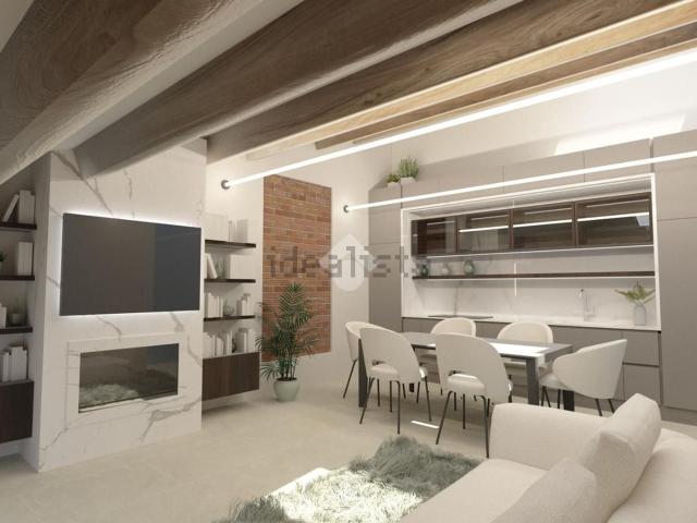 Appartamento in vendita di 71 m² in Via Ravegnana, 232