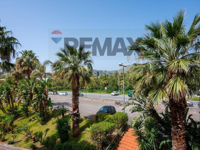 Appartamento in vendita di 71 m² in Viale dell&apos  Unità d&apos Italia e delle Regioni d&apos Italia, 21