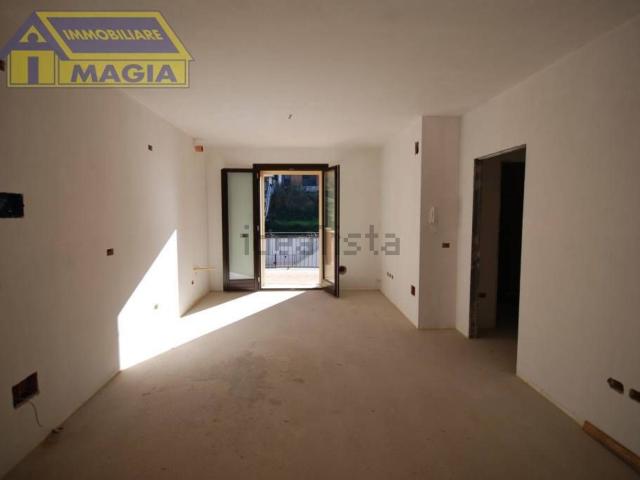 Appartamento in vendita di 72 m² in Contrada San Martino, 15
