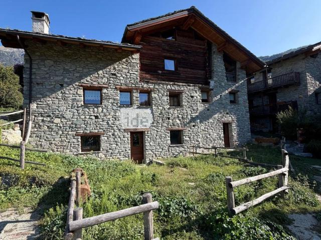 Appartamento in vendita di 72 m² in Località Moron Charbonnier, 2