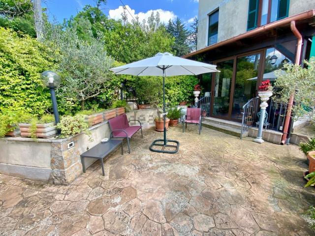 Appartamento in vendita di 72 m² in Strada Statale 5, 11