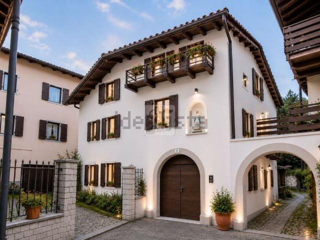 Appartamento in vendita di 72 m² in Vicolo Cima Cornetto