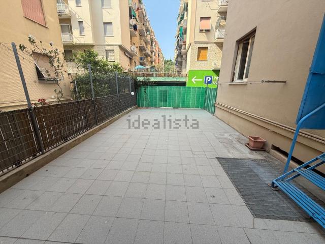 Appartamento in vendita di 72 m² in Via Taggia, 2