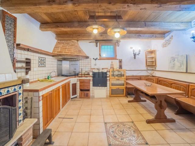 Appartamento in vendita di 72 m² in Via Vecchia