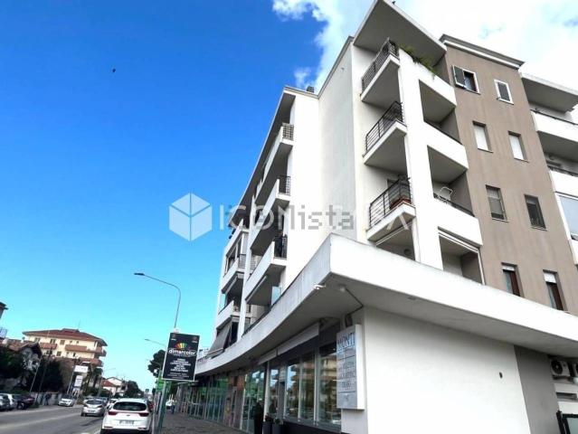 Appartamento in vendita di 72 m² in Via Vestina